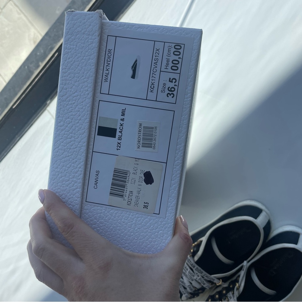 Dior sneakers - Picture 3 of 4